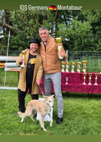 Best in Show Wanda. Eine Hälfte von Wanda ist Adajio und er ist aus meinem ersten Wurf